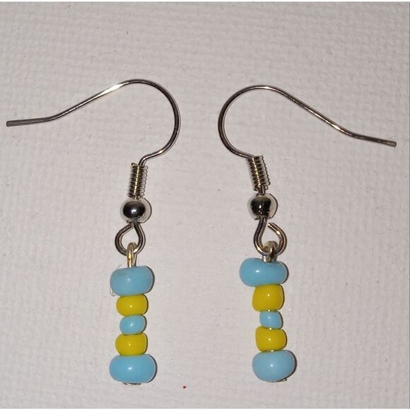 CLEARANCEYellow and blue beaded bar earrings - Picture 2 of 2
